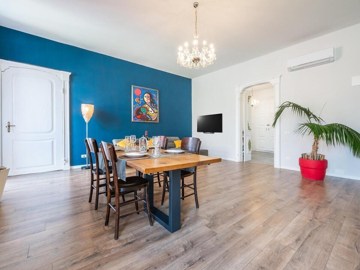Suite Palazzo Ravenna Каляри Екстериор снимка