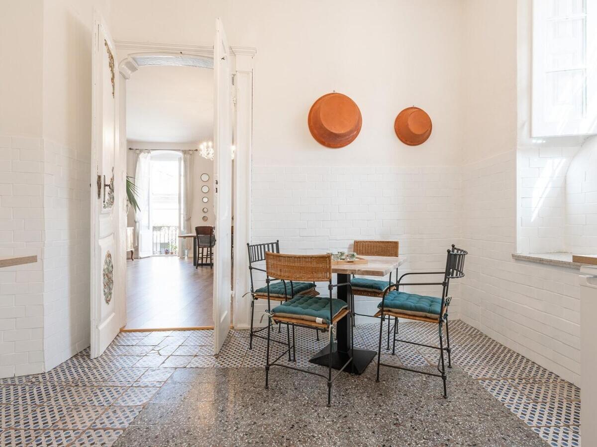 Suite Palazzo Ravenna Каляри Екстериор снимка