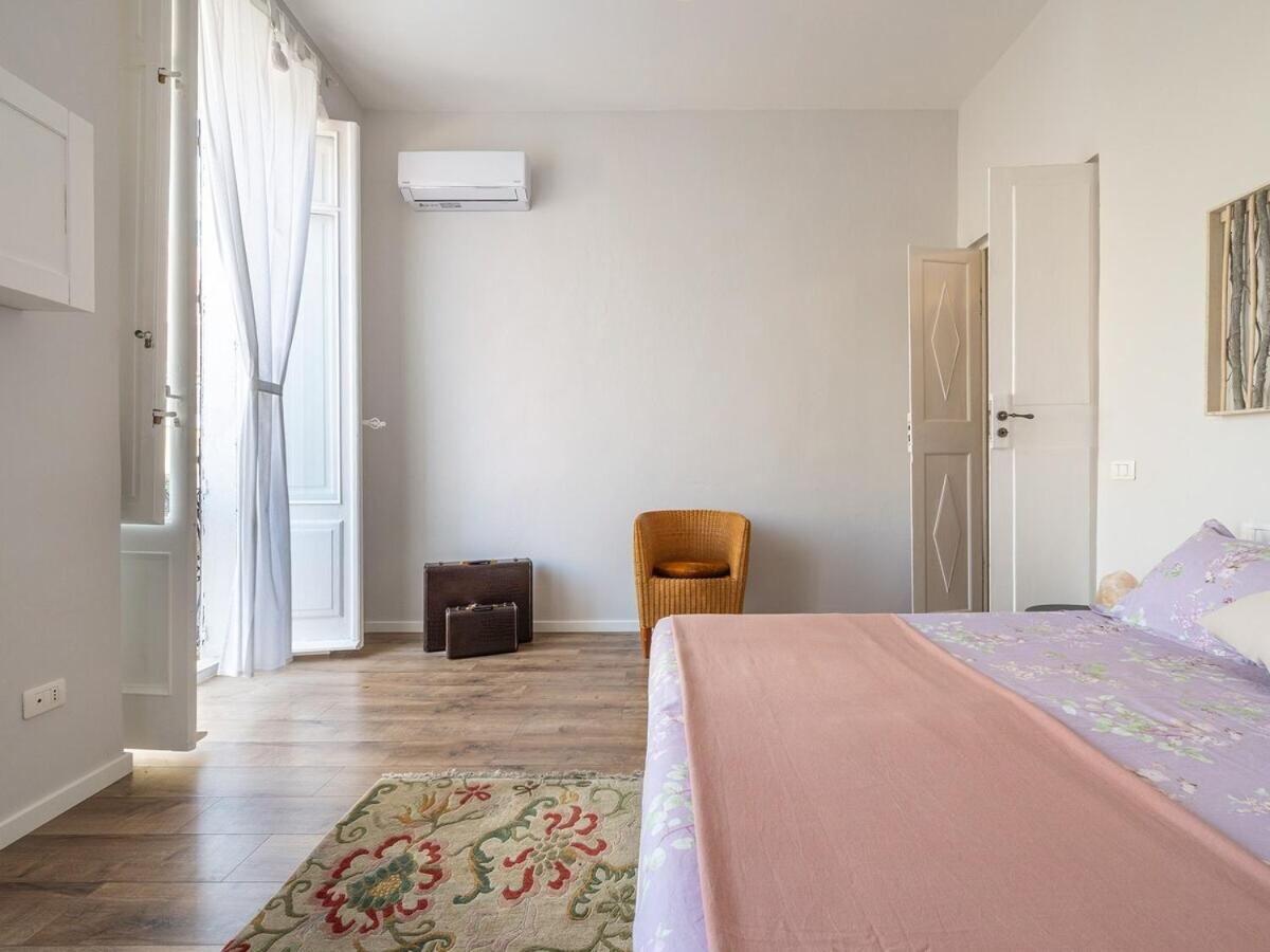 Suite Palazzo Ravenna Каляри Екстериор снимка