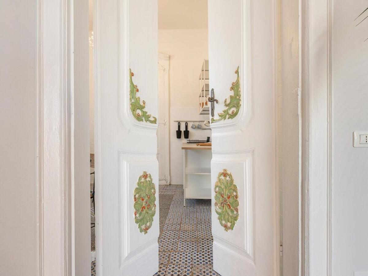 Suite Palazzo Ravenna Каляри Екстериор снимка