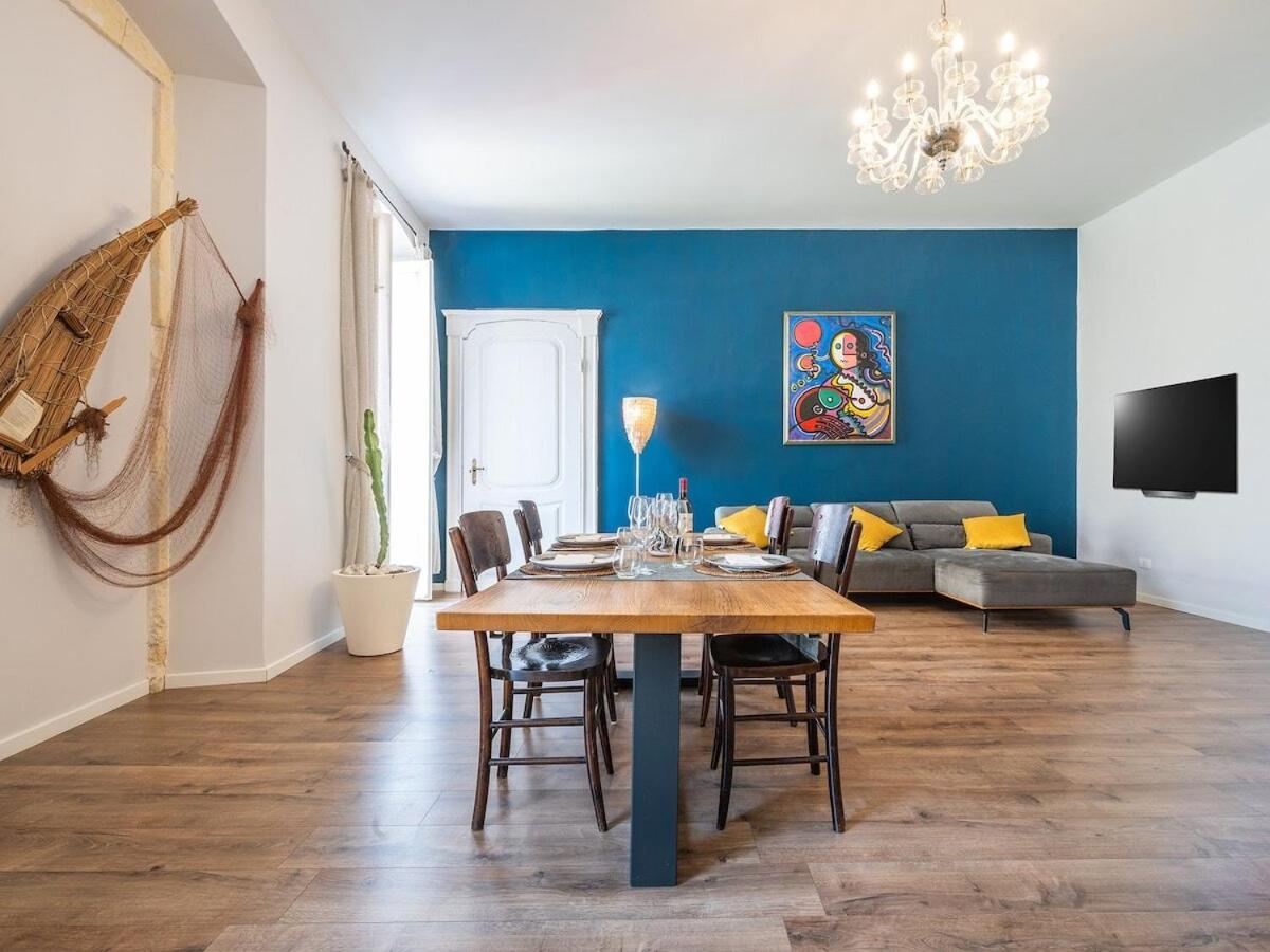 Suite Palazzo Ravenna Каляри Екстериор снимка